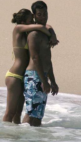 Jessica Alba sur la plage